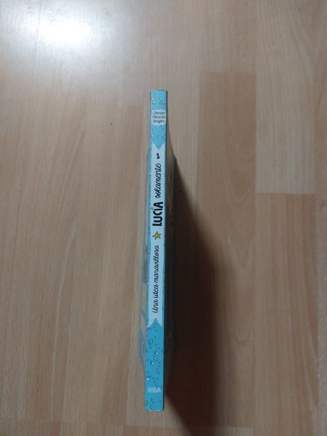 Libro "Lucía solamente 1"