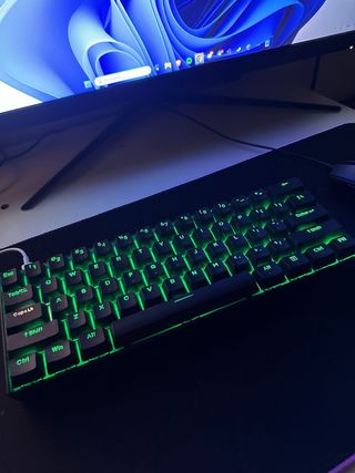 Teclado Mecánico Dierya DK61E 60% Marrón