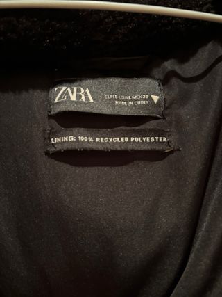Chaquetón negro mujer con capucha