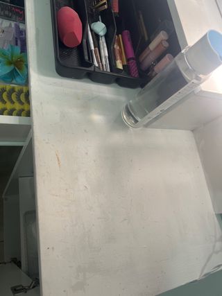 Tocador con silla incluida