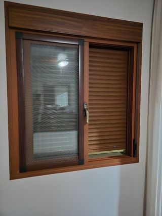 Ventana corredera aluminio madera