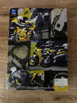 Maqueta Suzuki GSX-R600 1:12
