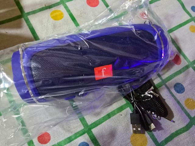 Altavoz Bluetooth Charge Mini 4+ Splashproof