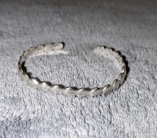 Pulsera ajustable bañada en plata