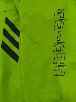 Cortavientos Adidas verde lima