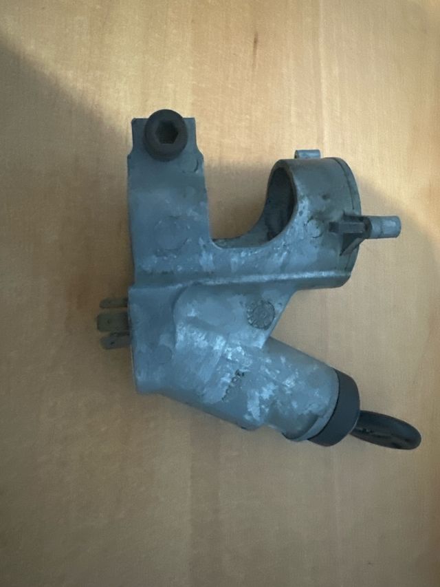 Besouro Closer com Chave