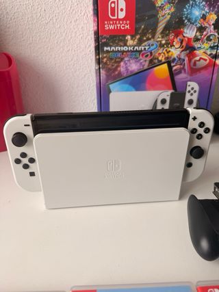 Nintendo Switch OLED Blanca + 5 Juegos
