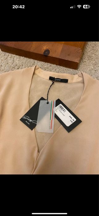 Blusa Beige Elegante