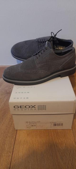 Zapatos GEOX de Piel Gris tostado Talla 40 