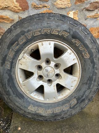 Neumáticos Cooper Discoverer AT3 265/70 R16