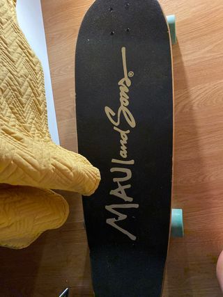 Monopatín Maui and Sons