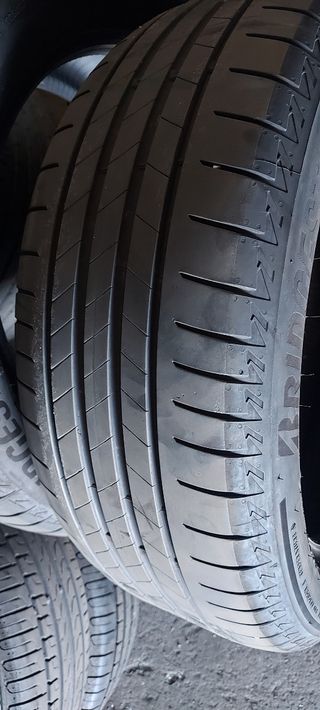 Neumáticos 225/50 R18 99W