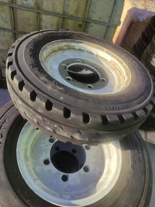 Neumáticos Industriales para Carretilla/Dumper