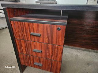 Conjunto de muebles de oficina