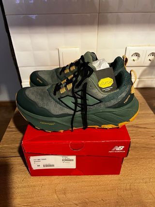 Zapatillas New Balance Hierro Trail Running Verde/