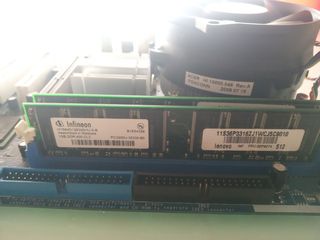 Placa Base ASRock 775i64g + Intel E5800 + 2GB RAM
