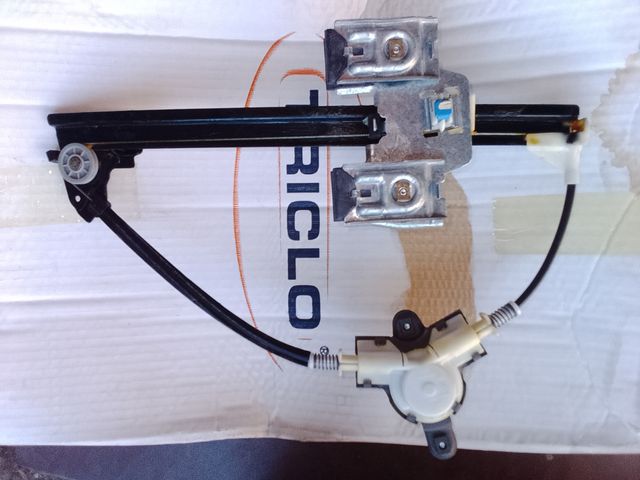 Elevalunas Manual Trasero Izdo SEAT Ibiza 1 Serie