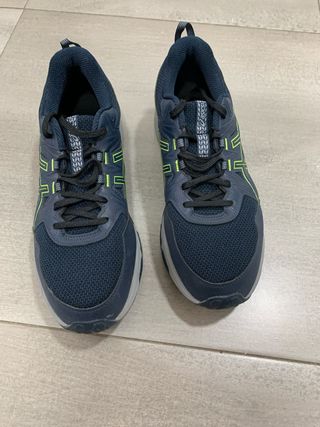 Zapatillas de trekking ASICS azules y verdes