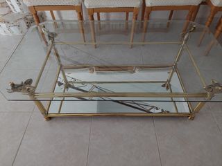 Mesa de centro cristal y metal con elefantes
