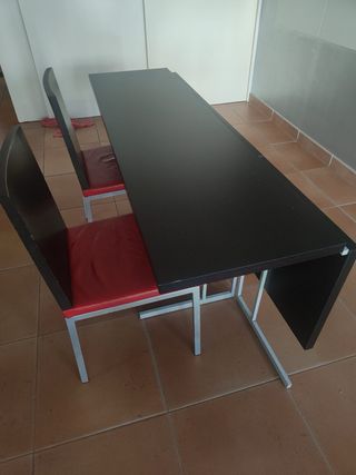 Mesa comedor negra patas acero