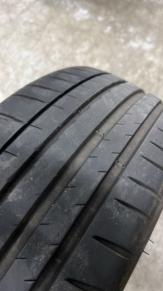 Neumáticos Michelin Pilot Sport 4 