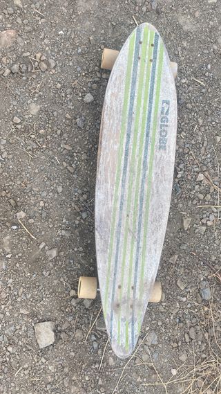 Longboard Globe Monopatín Rayas Verdes