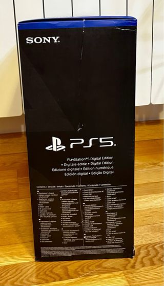PS5 Digital Edition *NUEVA*- a estrenar – 375€ 
