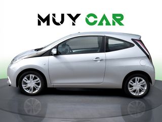 Toyota Aygo 1.0 70 x-play 51 kW (69 CV)