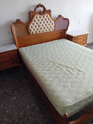 DORMITORIO DE MADERA COMPLETO CON SOMIER Y COLCHÓN