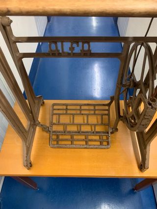 Patas para máquina de coser Alfa