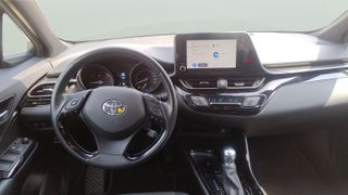 Toyota C-HR 1.8 125H Advance 90 kW (122 CV)