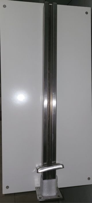 Poste de acero inoxidable