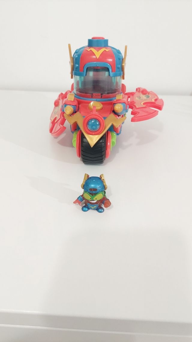 Superthings Speed Fury