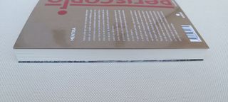 Libro Mentira, Care Santos 