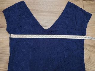 Vestido azul de encaje