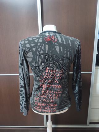Camiseta Desigual manga larga gris y2k