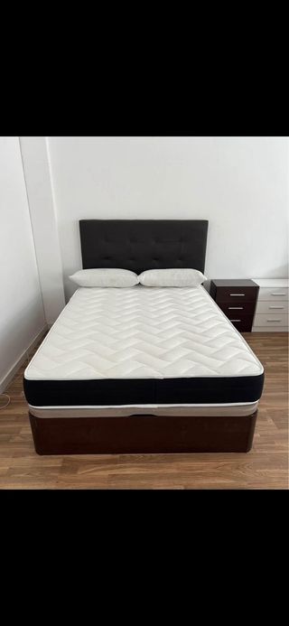Canapé y Colchón Matrimonio