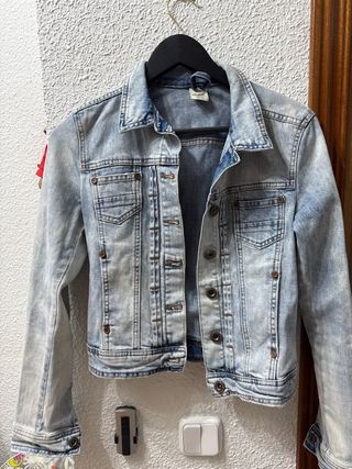 Chaqueta Vaquera Talla M Bershka 