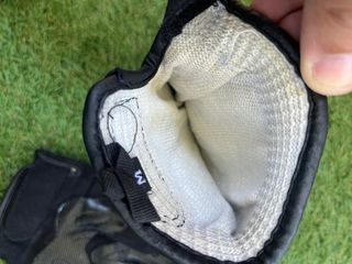 Guantes negros antideslizantes