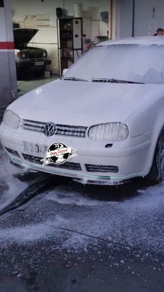 Alerón delantero Golf IV de serie
