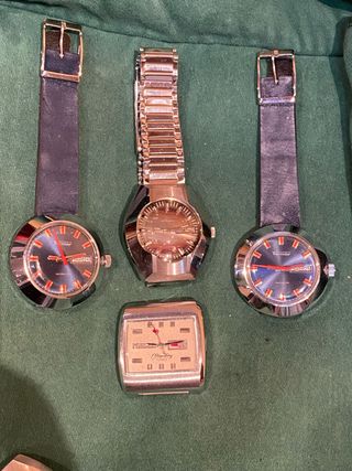 Lotto 4 orologi meccanici vintage