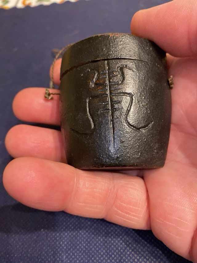 Antico porta medicine cinese in legno