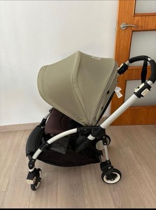 Bugaboo Bee Negro + Plástico Lluvia