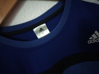 Camiseta deportiva Adidas azul Talla L