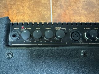 Amplificador para guitarra acustica Ibañez