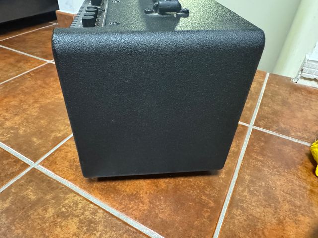 Amplificador para guitarra acustica Ibañez