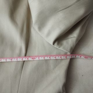 Traje de chico beige