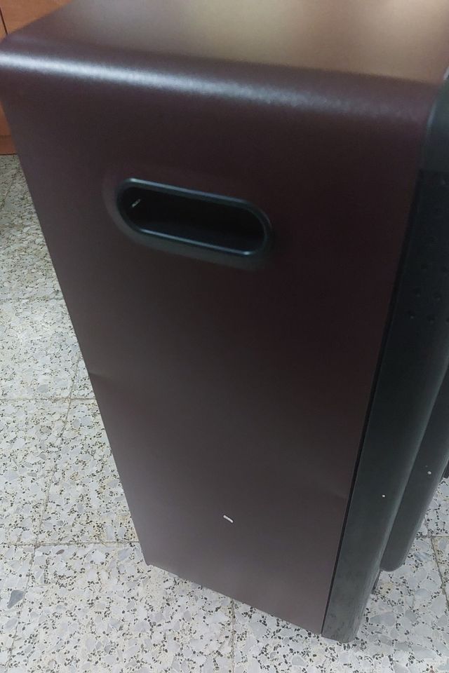 Estufa Orbegozo Negra y Roja