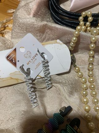 Lotto bigiotteria donna oro e multicolor