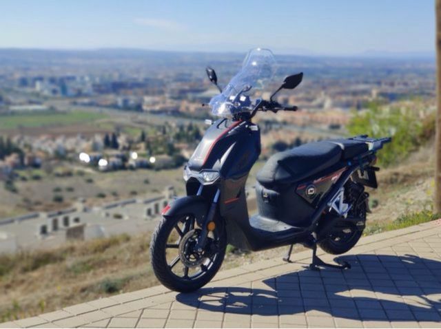 SUPER SOCO CPX Scooter Eléctrico